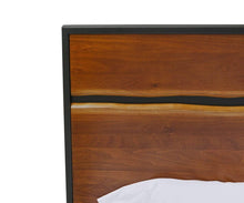 Load image into Gallery viewer, Hasse Bed