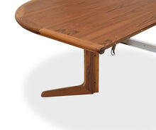 Load image into Gallery viewer, Evon Round Extension Dining Table
